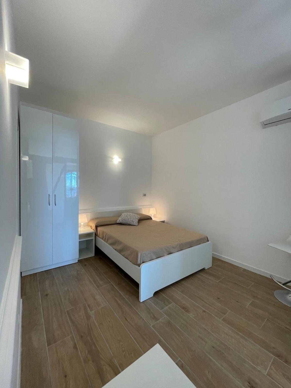 Sunshine Apartment Taormina Exteriör bild